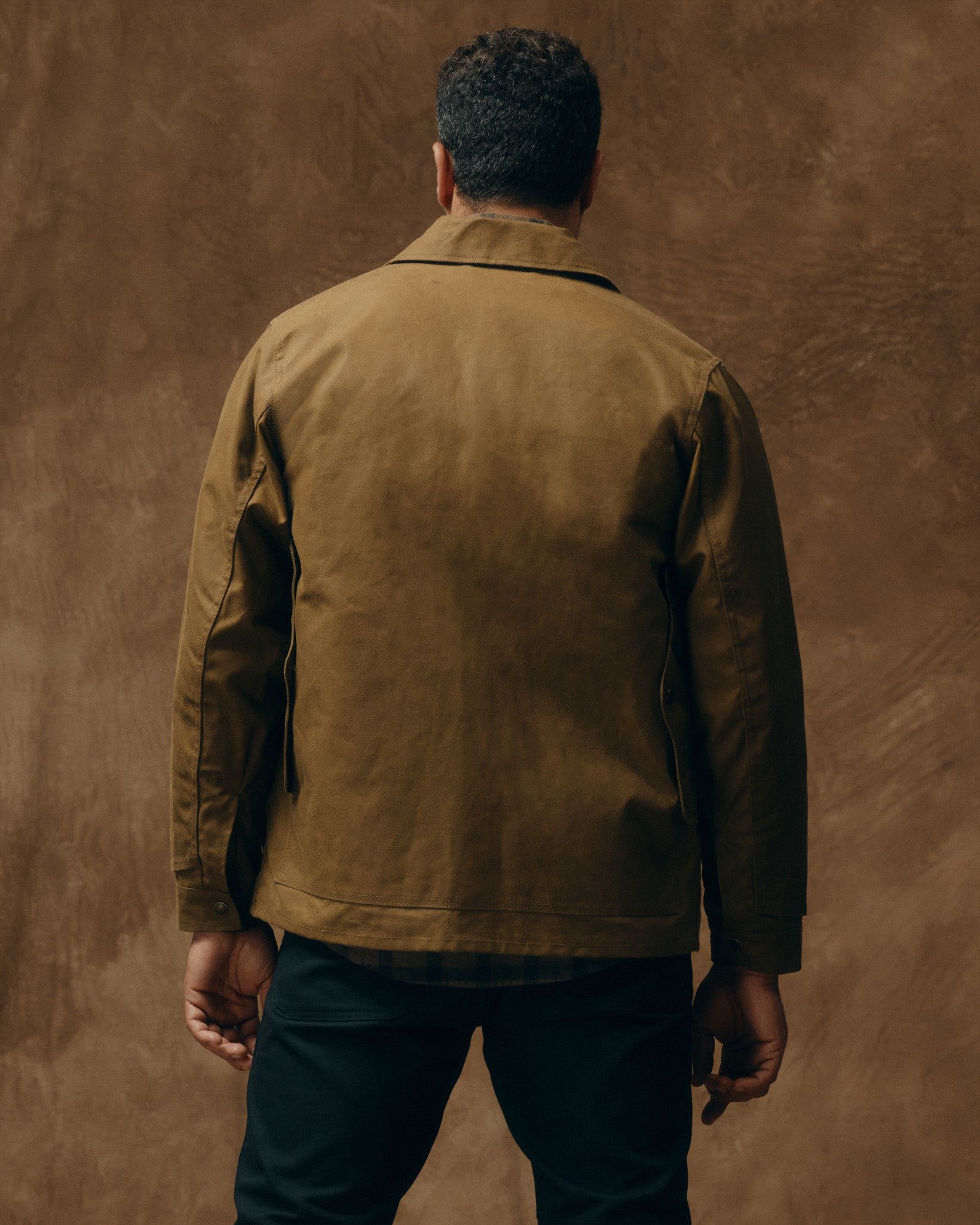 Samir is 6'2" wearing a size Medium